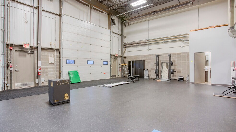 More Photos Of 190 Carleton Dr, St. Albert Warehouse For Sale