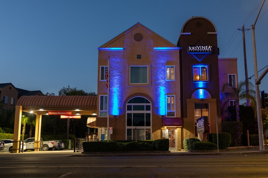 More Photos Of 178 Dry Creek Rd, Healdsburg Hotel For Sale