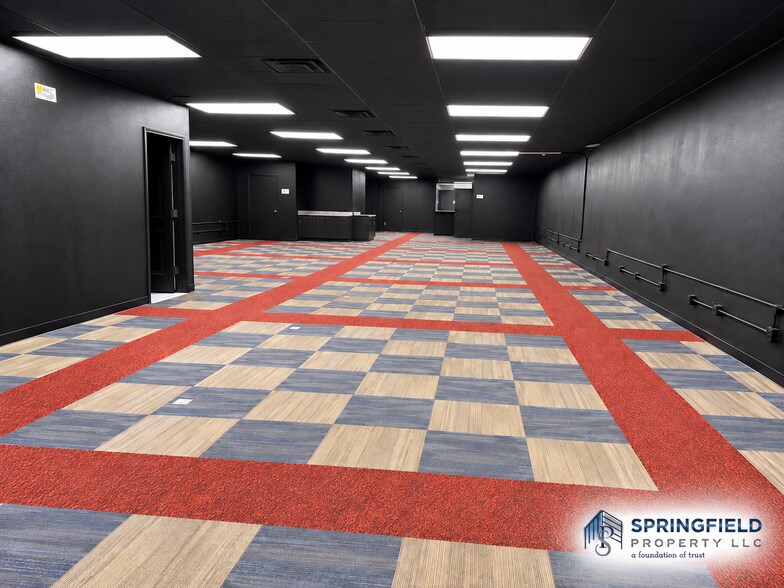 More Photos Of 838-840 S Glenstone Ave, Springfield Office For Lease