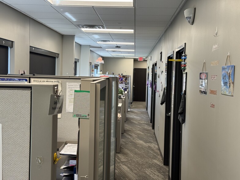 More Photos Of 5901 N 27th St, Lincoln Medical For Lease