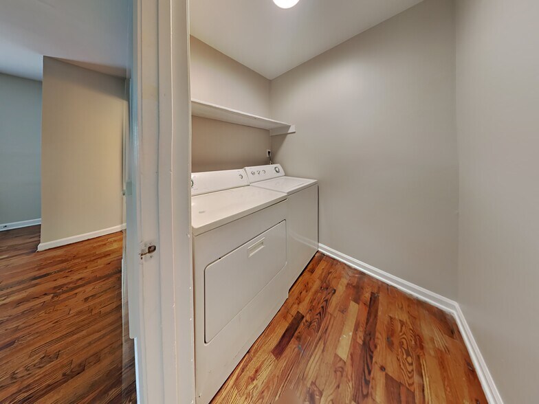 More Photos Of 5700 Leslie Ave, Nashville Apartments For Sale