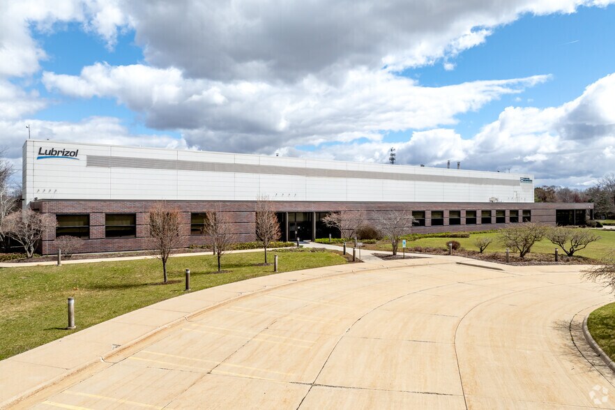 Primary Photo Of 801 W Rockton Rd, Rockton Research And Development For Sale