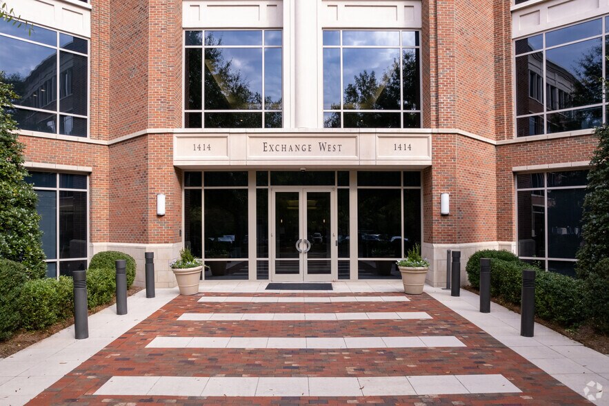 More Photos Of 1414 Raleigh Rd, Chapel Hill Office For Lease