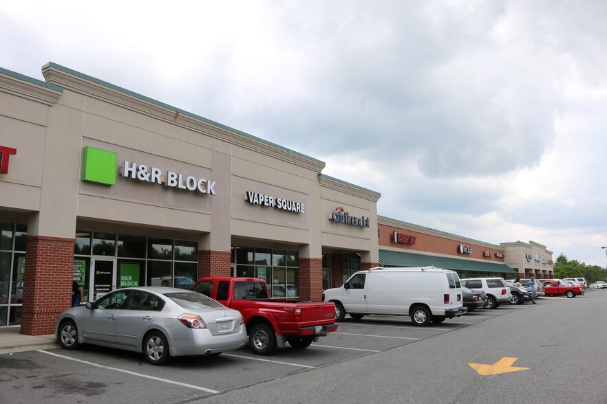 More Photos Of 9020 Albemarle Rd, Charlotte Unknown For Lease