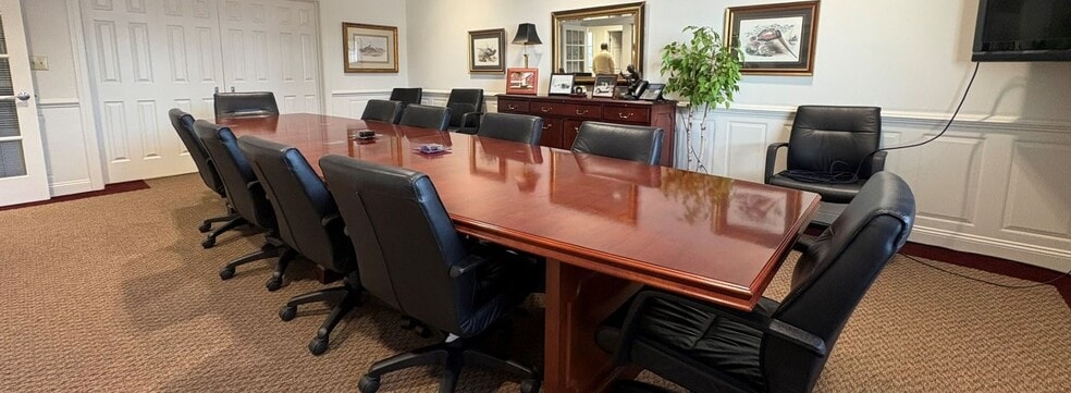 More Photos Of 105 Montgomery Ave, Montgomeryville Office For Sale