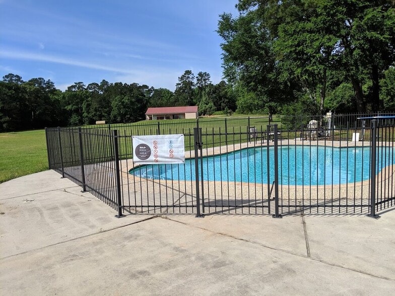 More Photos Of 12244 Serenity Rose Dr, Conroe Lodge Meeting Hall For Sale
