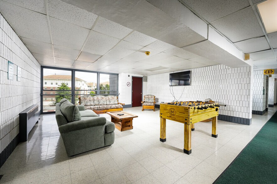 More Photos Of 657 Pratt Dr, Indiana Apartments For Sale