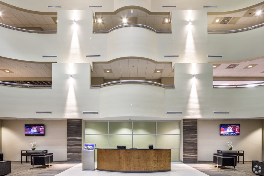 More Photos Of 695 US Highway 46, Fairfield Office For Lease