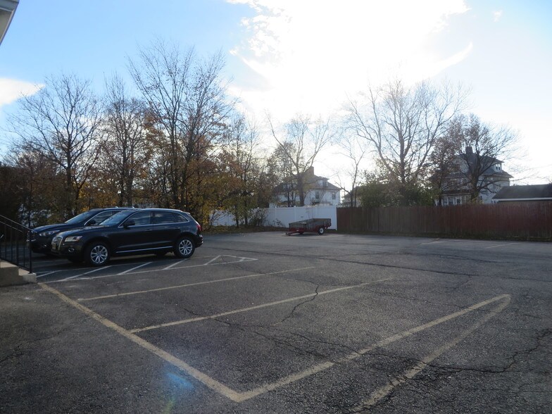 More Photos Of 286 E Main St, Somerville Medical For Lease