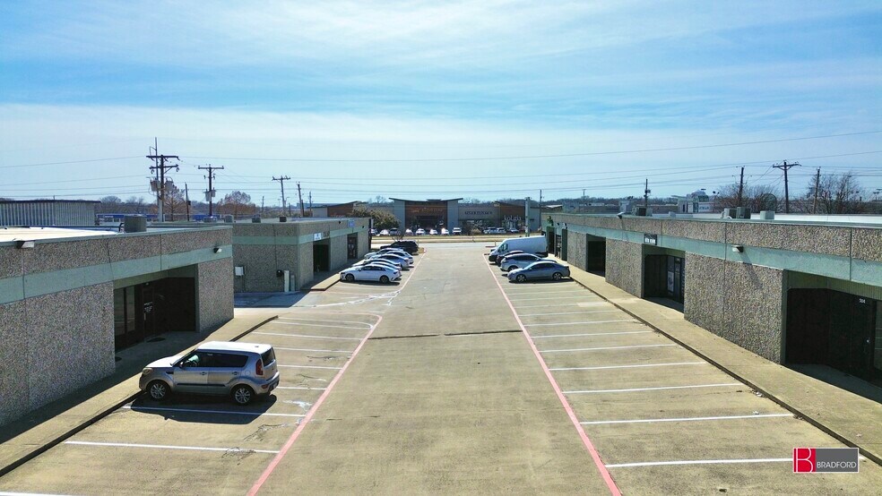 More Photos Of 2100 S Great Southwest Pky, Grand Prairie Unknown For Lease