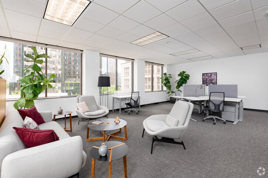 More Photos Of 600 Stewart St, Seattle Office For Lease