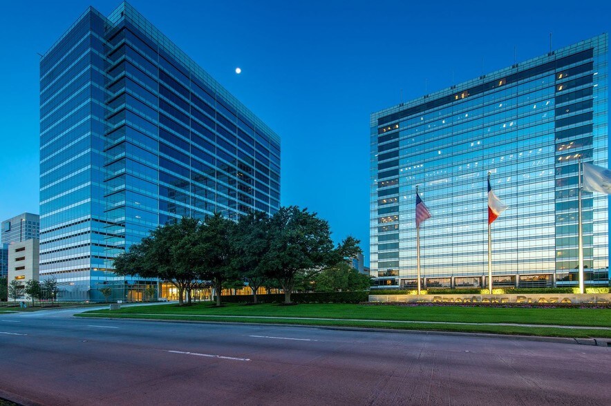More Photos Of 2000 W Sam Houston Pky S, Houston Office For Lease