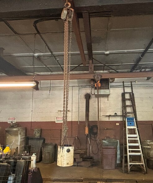 More Photos Of 325 E Railroad St, Pottsville Warehouse For Sale