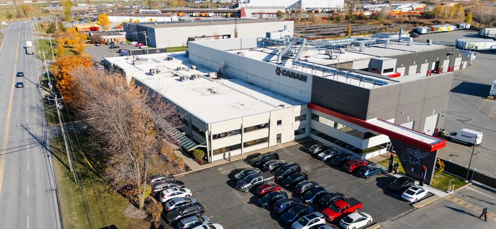 Primary Photo Of 270 Ch du Tremblay, Boucherville Warehouse For Lease