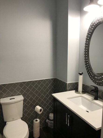 More Photos Of 3810 Gunn Hwy, Tampa Office For Sale