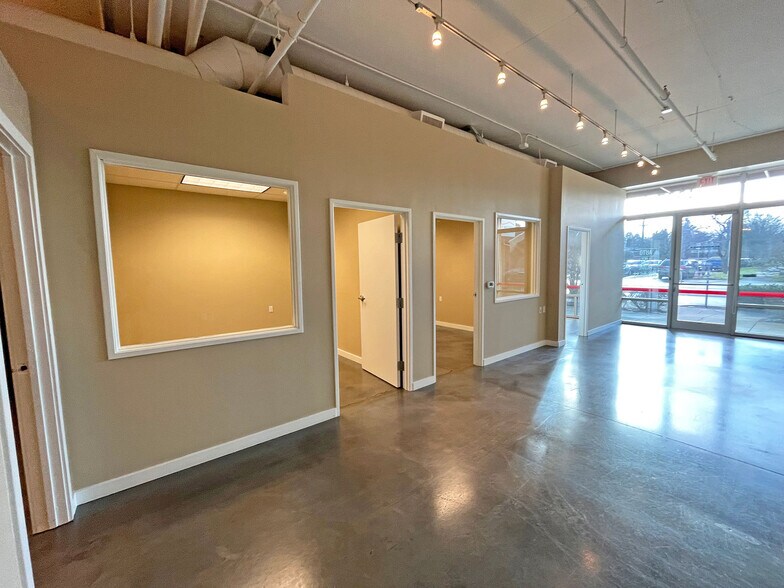 More Photos Of 4951 NE Fremont St, Portland Apartments For Lease