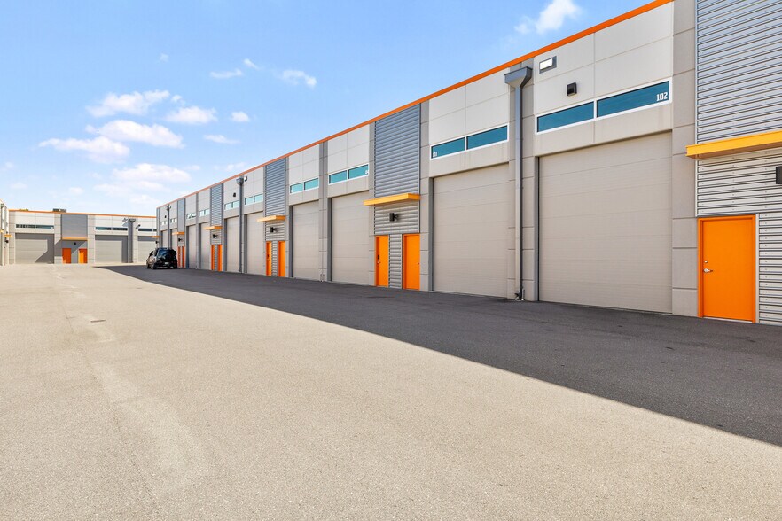 More Photos Of 1111 N 34th St, Tampa Self Storage For Sale