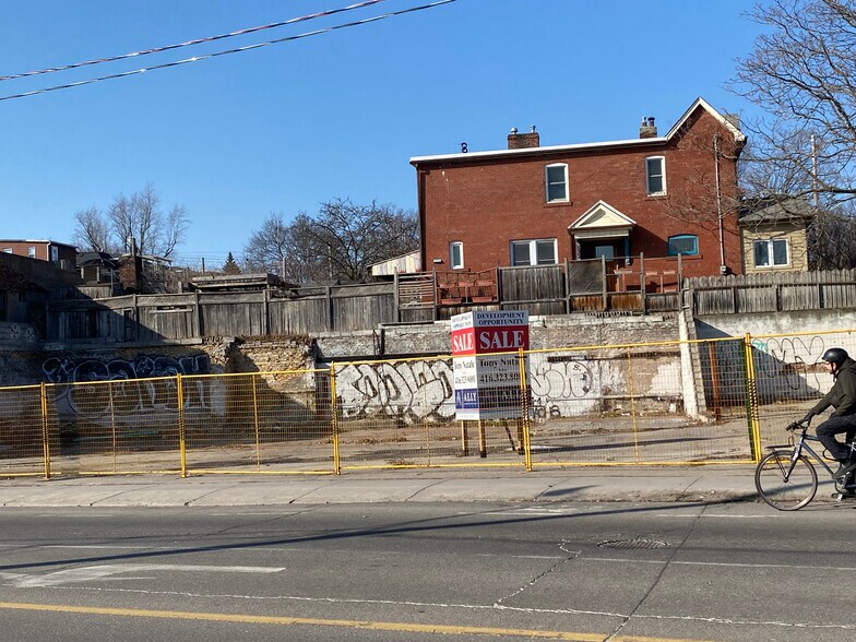 More Photos Of , Toronto Unknown For Sale