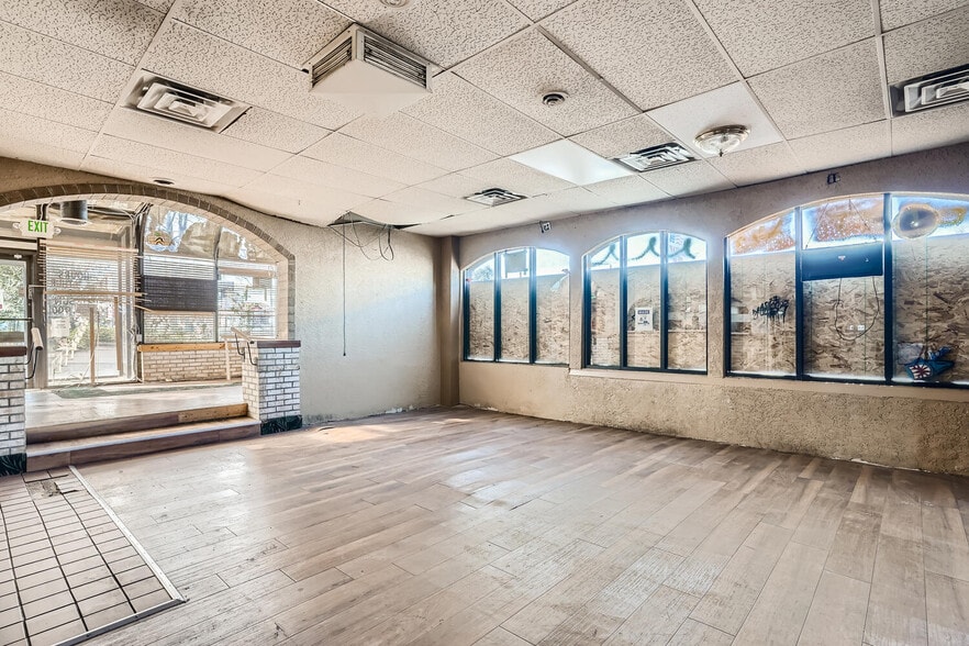 More Photos Of 3800 W Colfax Ave, Denver Restaurant For Sale