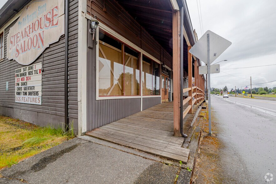 More Photos Of 104 McNaught St, Roy Freestanding For Lease