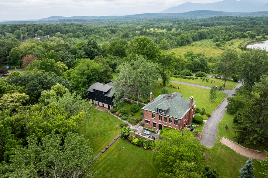 Primary Photo Of 4170 Rte 9W, Saugerties Hospitality For Sale