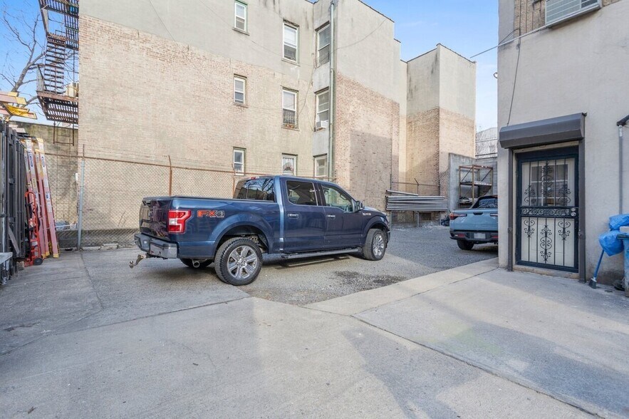 More Photos Of 3128-3130 14th Street St, Astoria Land For Sale