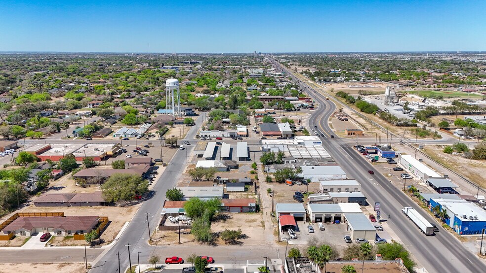 More Photos Of 204 6th st, San Juan Warehouse For Sale