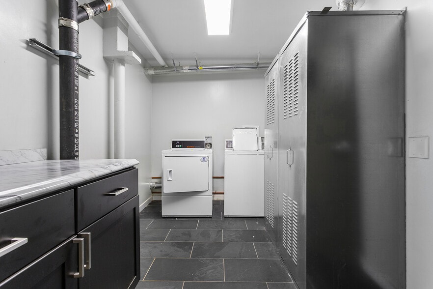 More Photos Of 2425 Grant St, Berkeley Apartments For Sale