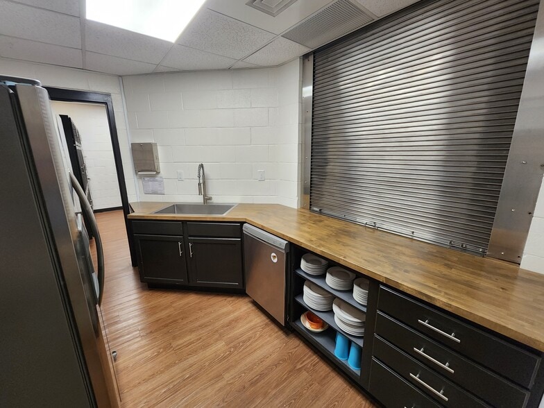 More Photos Of 501 Howell Rd, Greenville Office For Lease