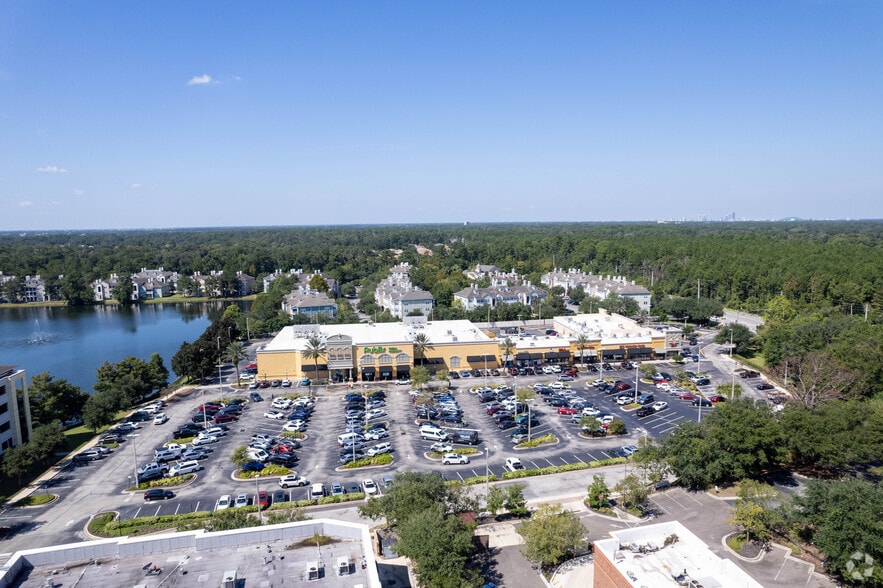 More Photos Of 4320 Deerwood Lake Pky, Jacksonville Storefront For Lease
