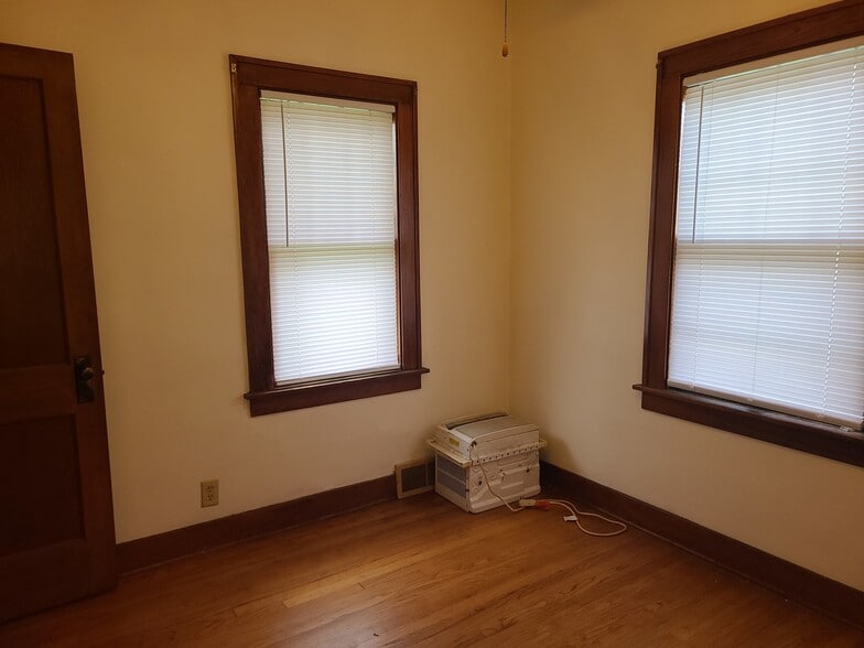 More Photos Of 3121 Chicago Rd, Steger Apartments For Sale