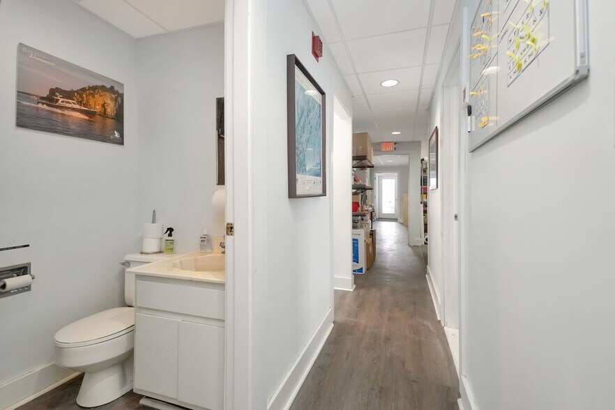 More Photos Of 39 Portland Pier, Portland Loft Creative Space For Lease