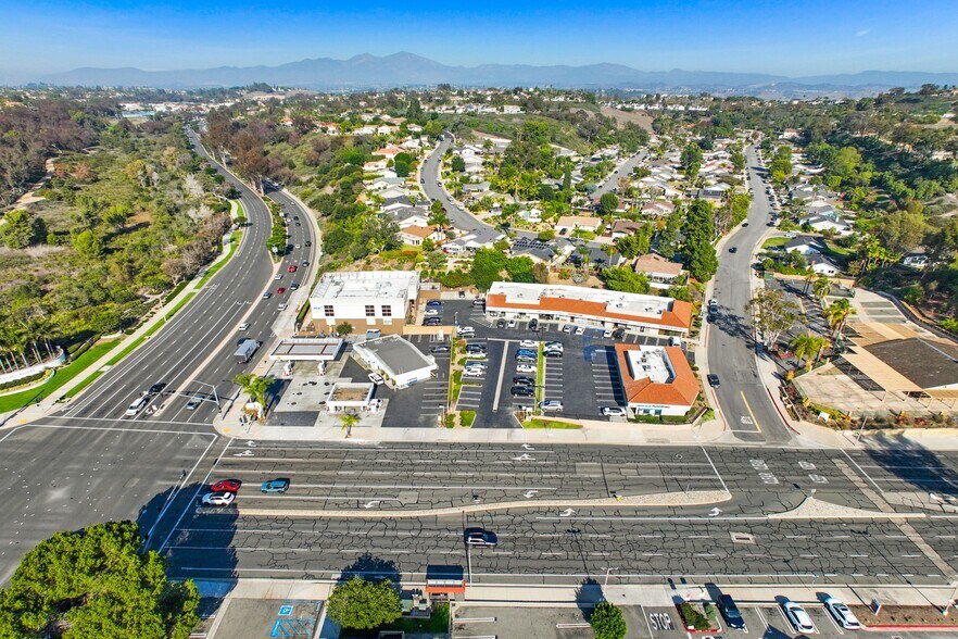 More Photos Of 28940 Golden Lantern, Laguna Niguel Storefront For Lease