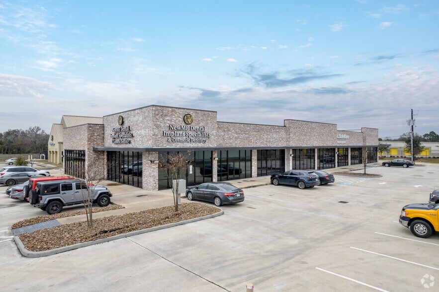 Primary Photo Of 8406 Hall Rd, Houston Storefront Retail Office For Lease