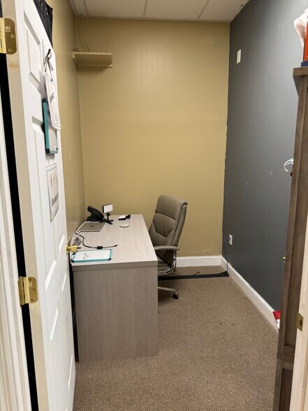 More Photos Of 8720-A Northpark Blvd, Charleston Office For Lease