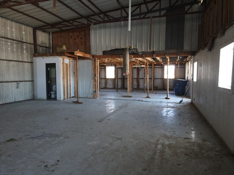 More Photos Of 4400 Preston Rd, Frisco Warehouse For Lease