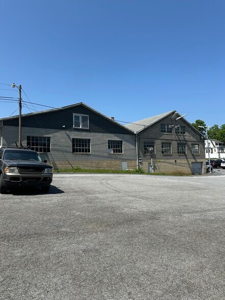 More Photos Of 1537 Bridge St, New Cumberland Auto Dealership For Sale