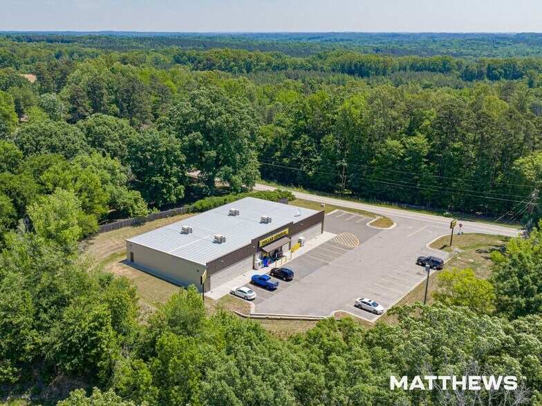 More Photos Of 1112 Park Springs Rd, Providence General Retail For Sale