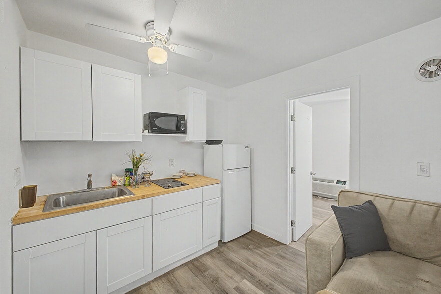 More Photos Of 1025 E Benson Hwy, Tucson Apartments For Sale