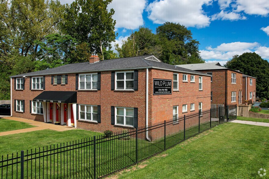 More Photos Of 7723 Wild Plum Ave, University City Apartments For Sale