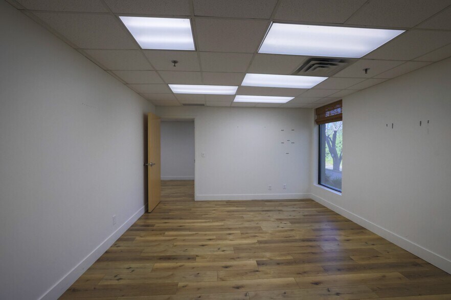 More Photos Of 10740 Lyndale Ave S, Bloomington Light Manufacturing For Lease