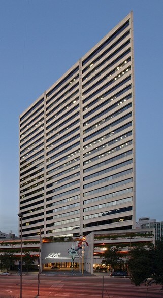 More Photos Of 1515 Poydras St, New Orleans Office For Lease