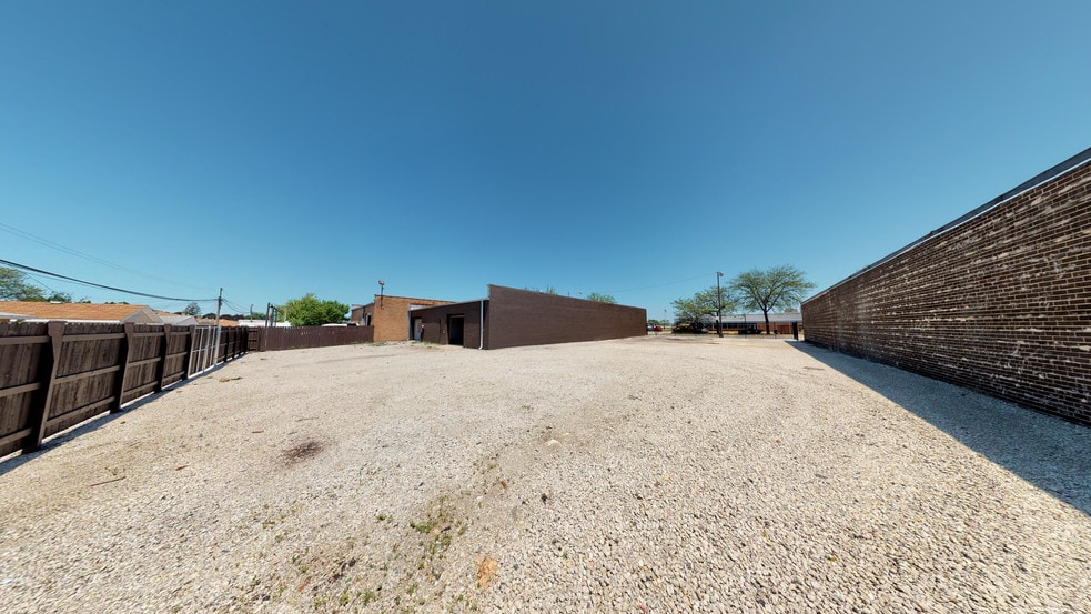 More Photos Of 5710-5712 S Central Ave, Chicago Warehouse For Sale