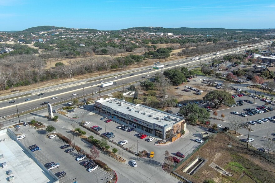More Photos Of 21715 W Interstate 10, San Antonio General Retail For Sale