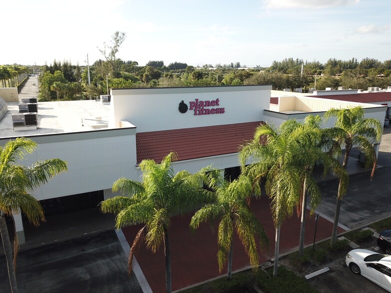 More Photos Of Southern Blvd, Wellington Unknown For Lease