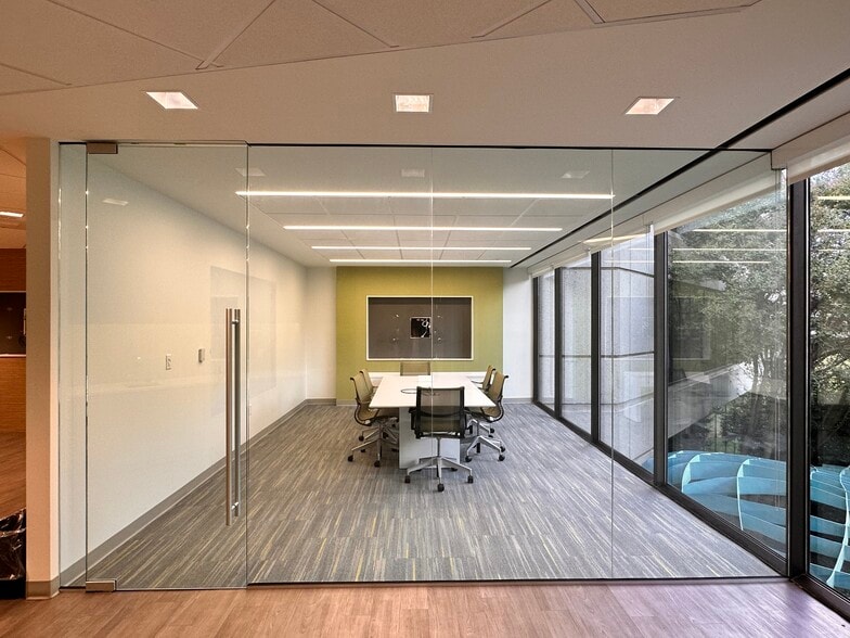 More Photos Of 6055 Primacy Pky, Memphis Office For Lease