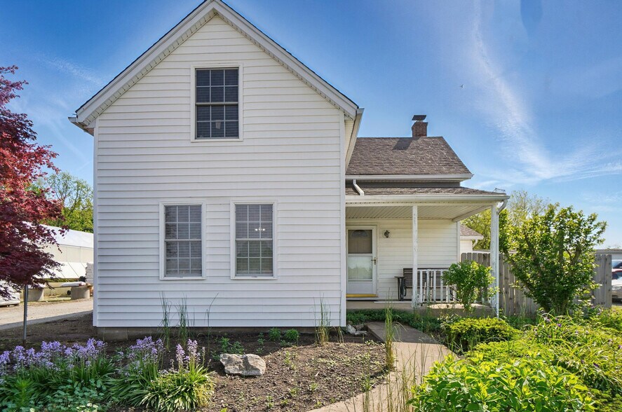 More Photos Of 1056 US-68, Xenia Garden Center For Sale