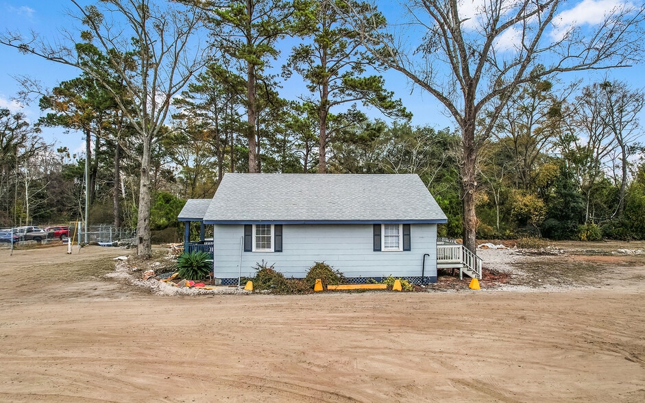 More Photos Of 123 Beasley Rd, Savannah Industrial For Sale