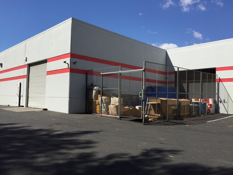 More Photos Of 30 Lindbergh Ave, Livermore Research And Development For Lease