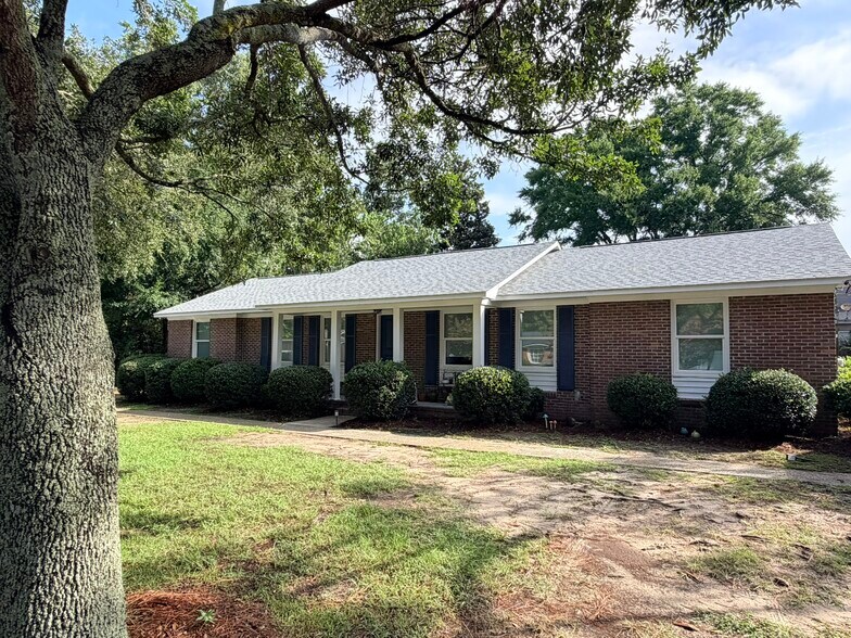 More Photos Of 1038 Harbor View Rd, Charleston Multifamily For Sale